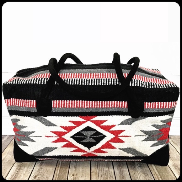 Boho Southwestern Travel Bag - Picture 4 of 8